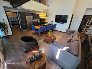 Apartamento en venta amueblado de 3 habitaciones en zona 10 Ref-5550 - 2