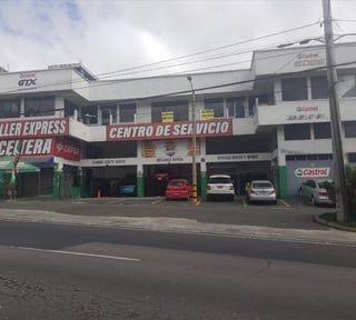 Local Comercial ubicado sobre la  Calzada San Juan Z 7