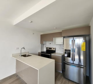 Apartamento moderno en alquiler en zona 15 cercano Valles de Vista Hermosa