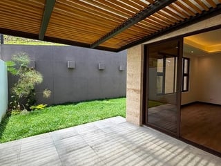 Exclusiva Casa de 4 Dormitorios en Renta - zona 16 Lomas de San Isidro - Guatemala - 4