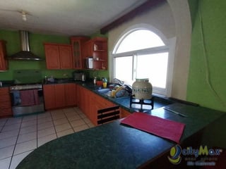 Casa en Venta Villa Nueva, 6 habitaciones, 6 parqueos - 2