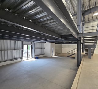 Ofibodega 1,362 m² Total en Venta - Zona Industrial
