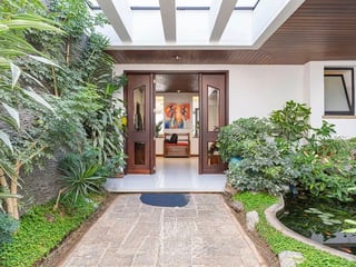 Casa con Piscina en Venta en Vista Hermosa I, Zona 15 - 2