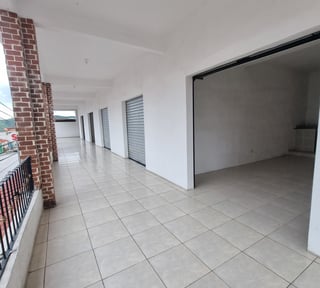 Local Comercial en Alquiler en Sansare