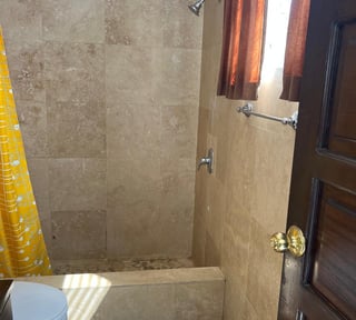 Alquilo Apartamento AMUEBLADO en Zona 9  por  Plazuela España - Miniatura 30