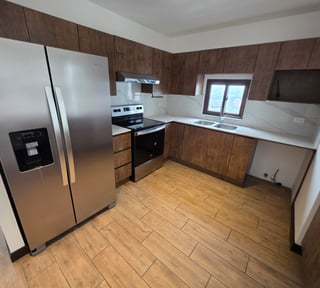Apartamento en renta -  3 habitaciones - Diagonal 6 zona 10 Ref-5920 - Miniatura 2
