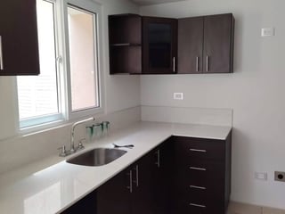 CASA EN RESIDENCIALES ALTOS DE VILLAGE 2 KM. 25 CAES - 3