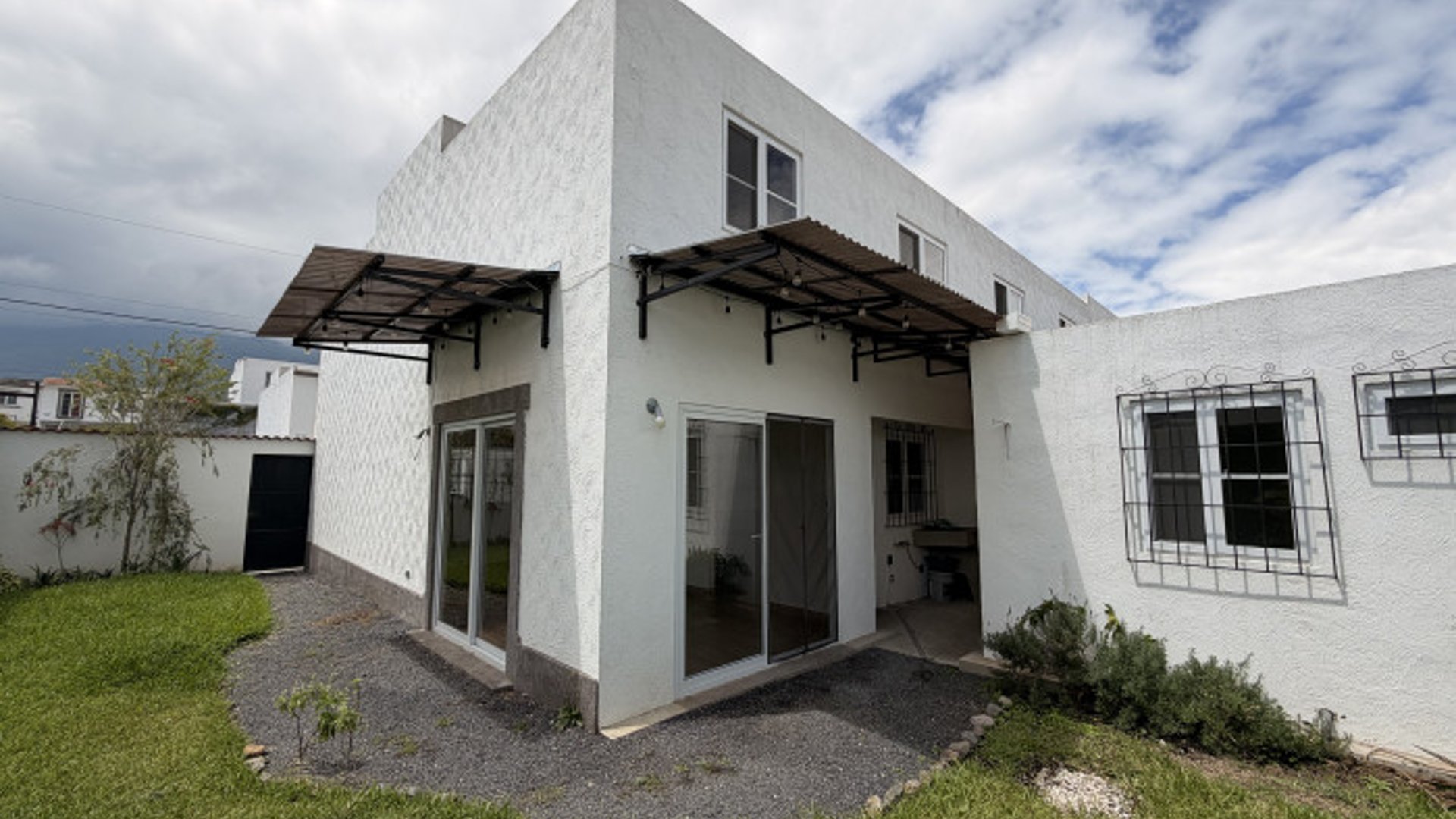 Casa en Renta en Fuentes del valle San Miguel II