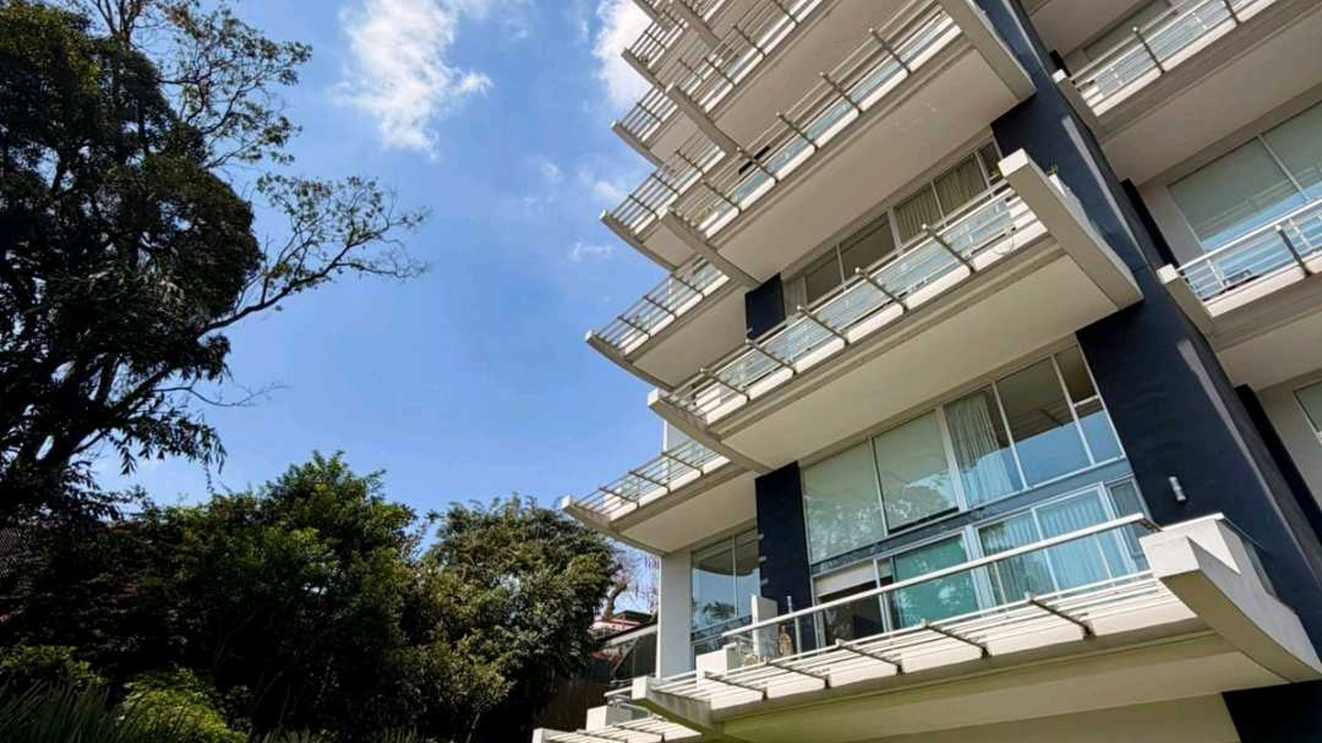 APARTAMENTO EN ALQUILER o VENTA ???? Edificio Atrium, zona 10 - Miniatura 14