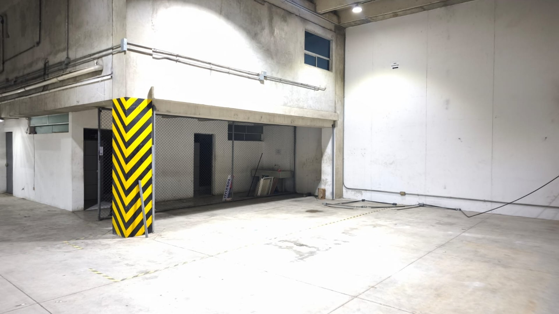 Spacious Warehouse for Rent in Zona 4 Mixco, Guatemala City | 1200m² | 24/7 Security