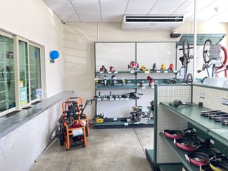 Local Comercial en renta en Plaza Comercial de Zona 18 - 2