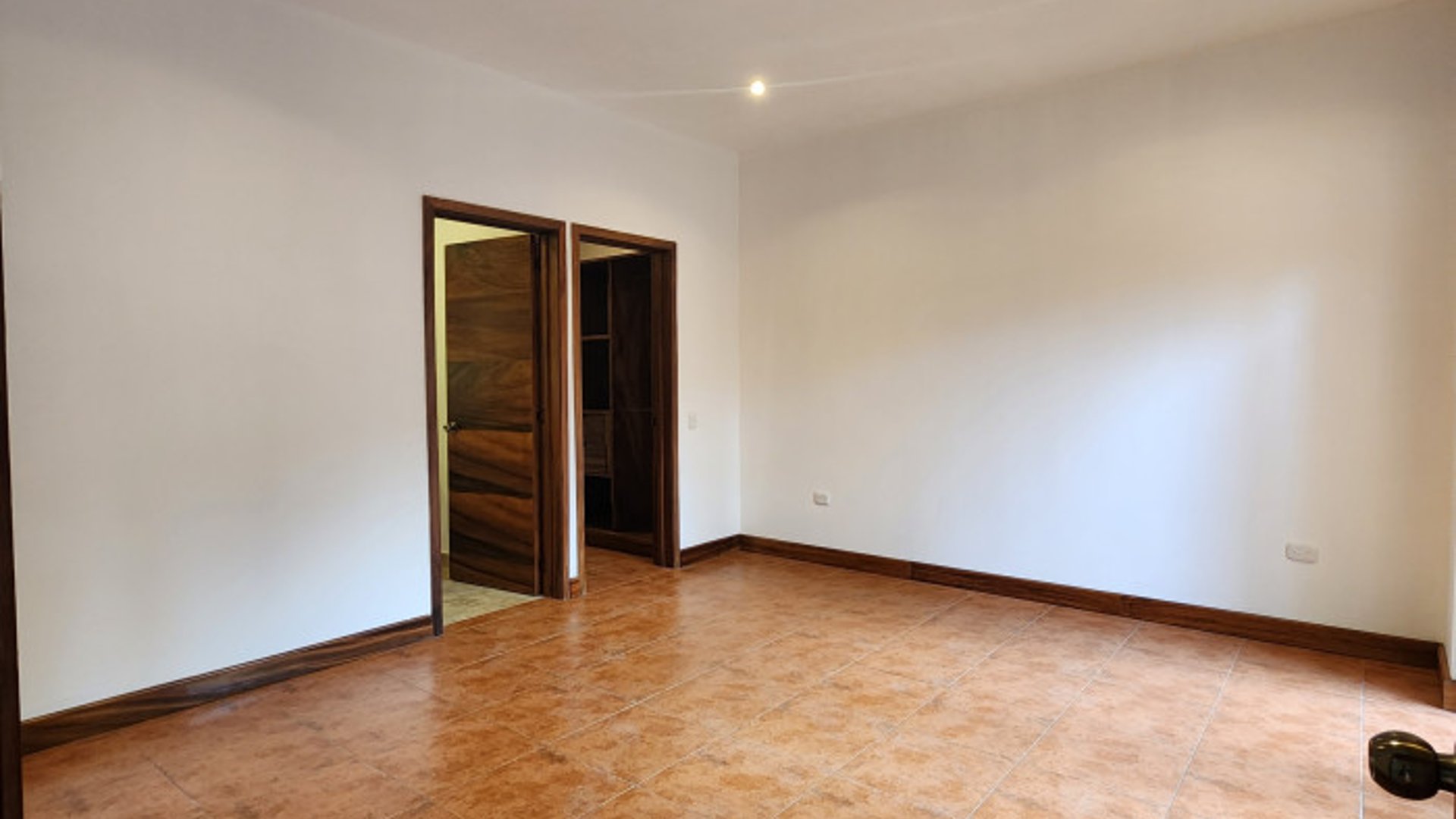 Exclusiva Casa esquina en Venta en La Antigua Guatemala - Miniatura 20
