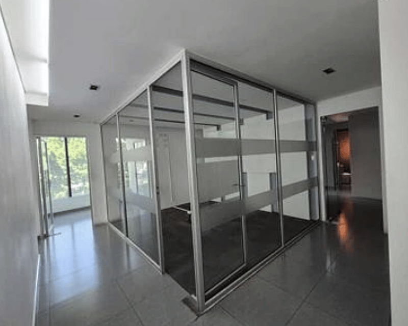 Oficina en VENTA en zona 10