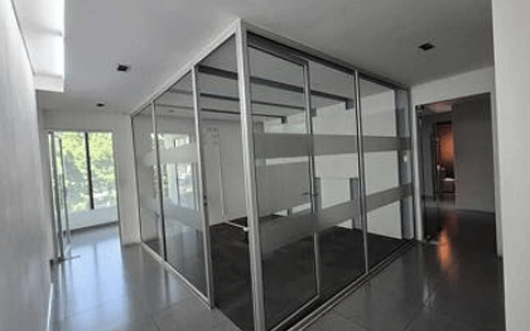 Oficina en VENTA en zona 10