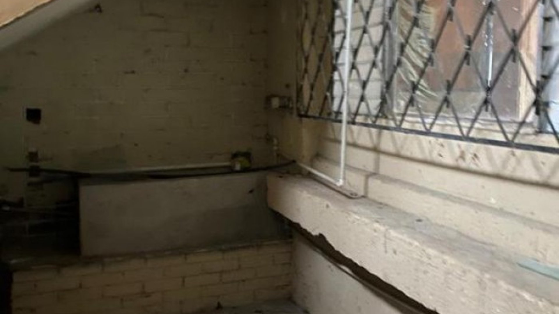 Casa en Venta de uso Comercial en zona 6 Guatemala - Miniatura 6
