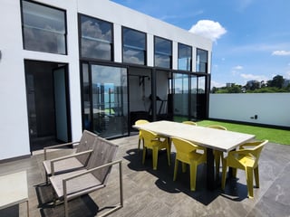 Apartamento en venta en la zona 14 la Villa - Image 2