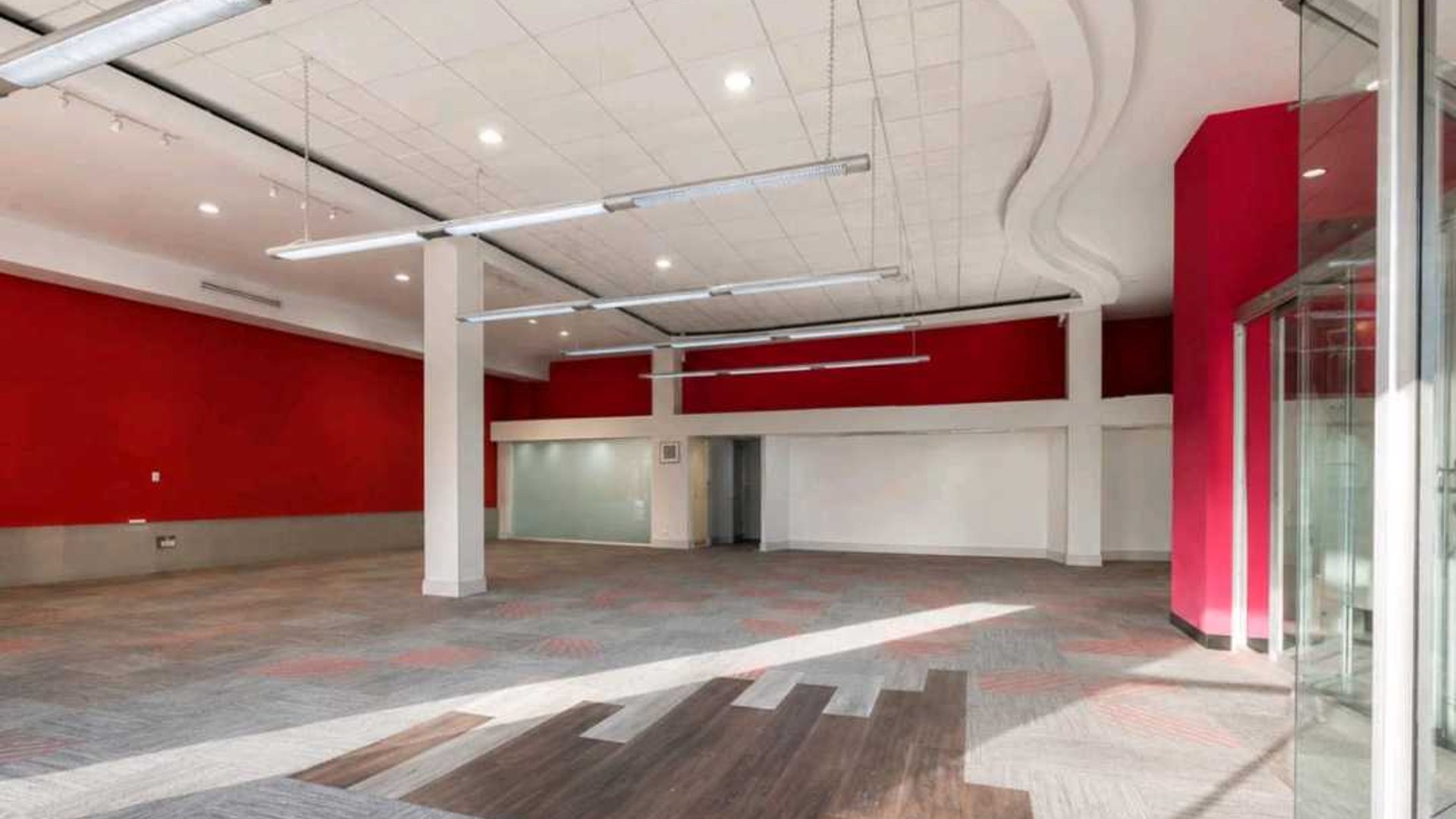 PROPIEDAD COMERCIAL EN ALQUILER????Avenida Reforma, Zona 10 - Miniatura 6