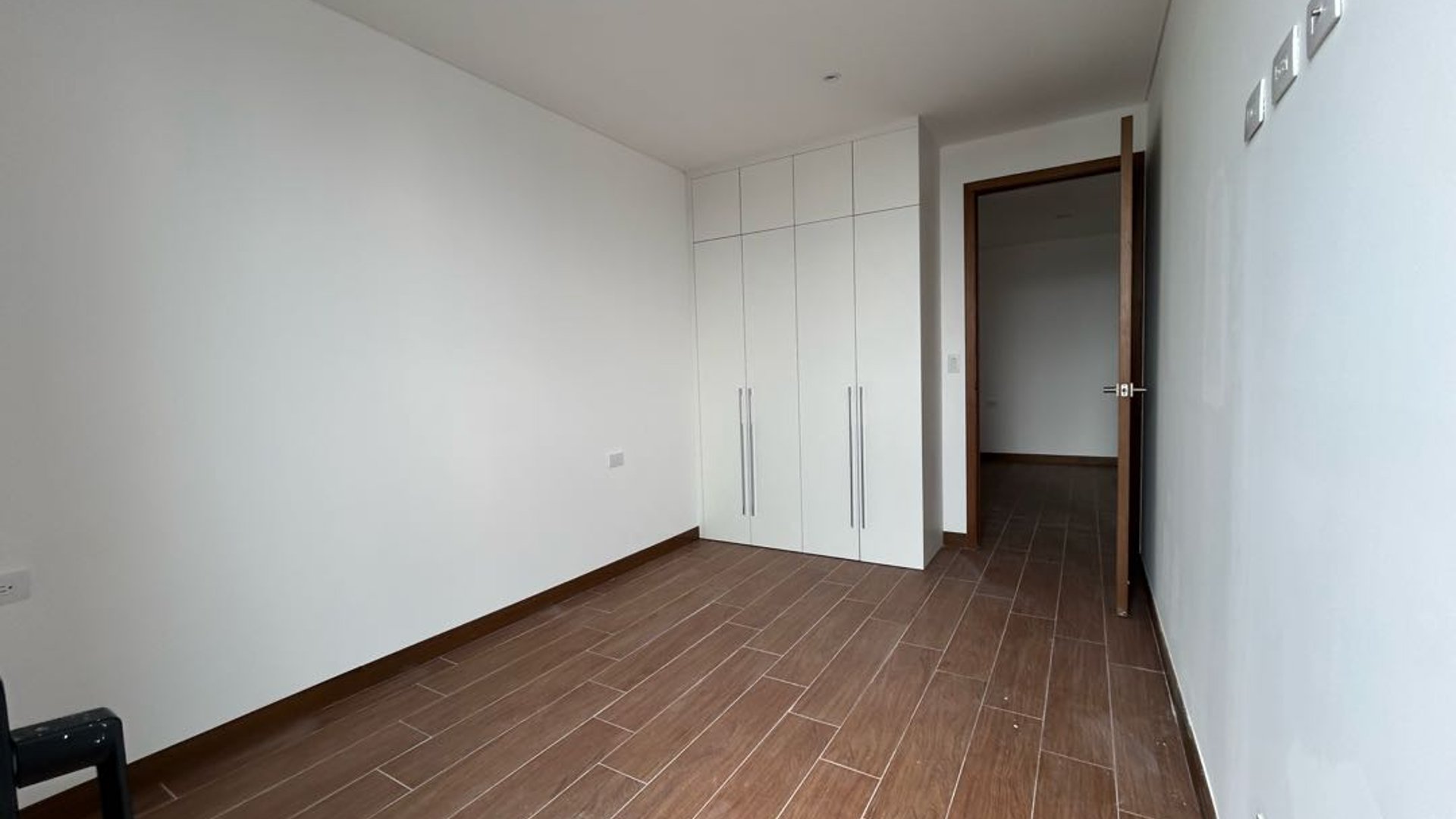 Apartamento en Venta FERRE DIEZ, Zona  10 Cesión de Derechos - Miniatura 5
