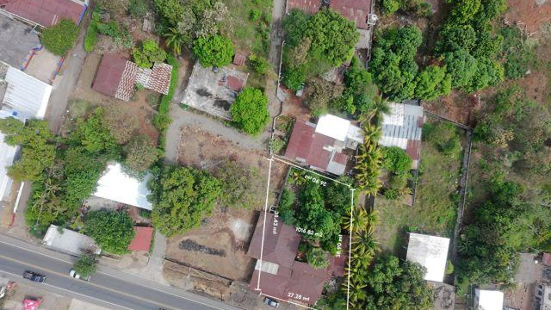 TERRENO ESTRATEGICO COMERCIAL EN ALQUILER – SOBRE CA-2, COATEPEQUE, QUETZALTENANGO - Miniatura 2