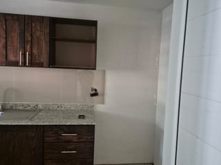 APARTAMENTO EN RENTA EN ZONA 7 - 3