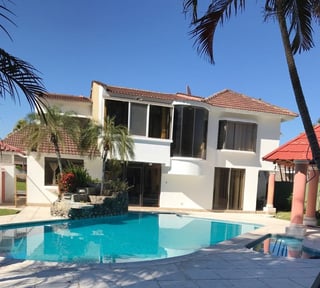 Casa de playa en alquiler, San Marino, puerto San Jose