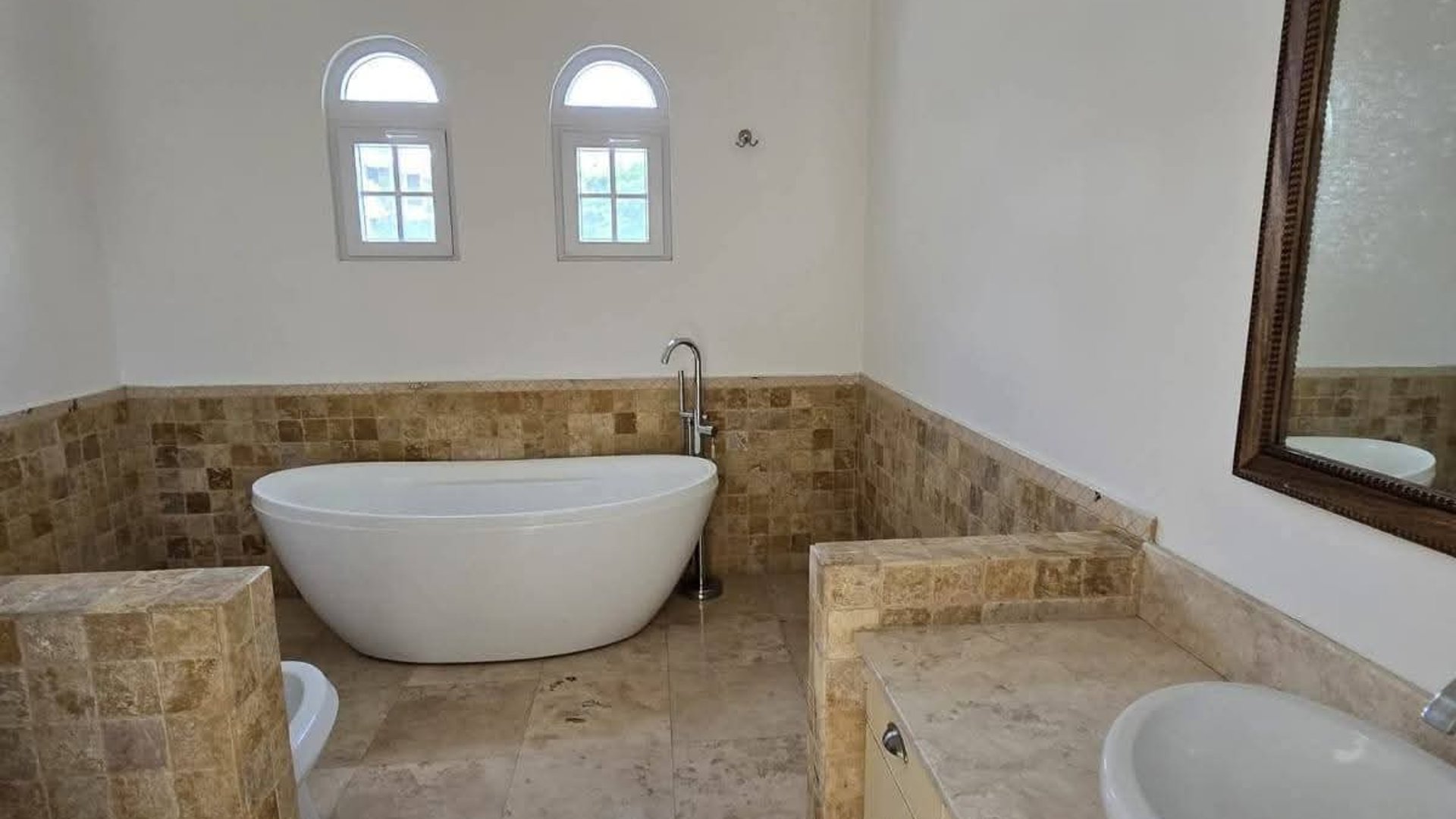 CASA EN VENTA EN FORESTA DE CAYALÁ ZONA 16 - Miniatura 10