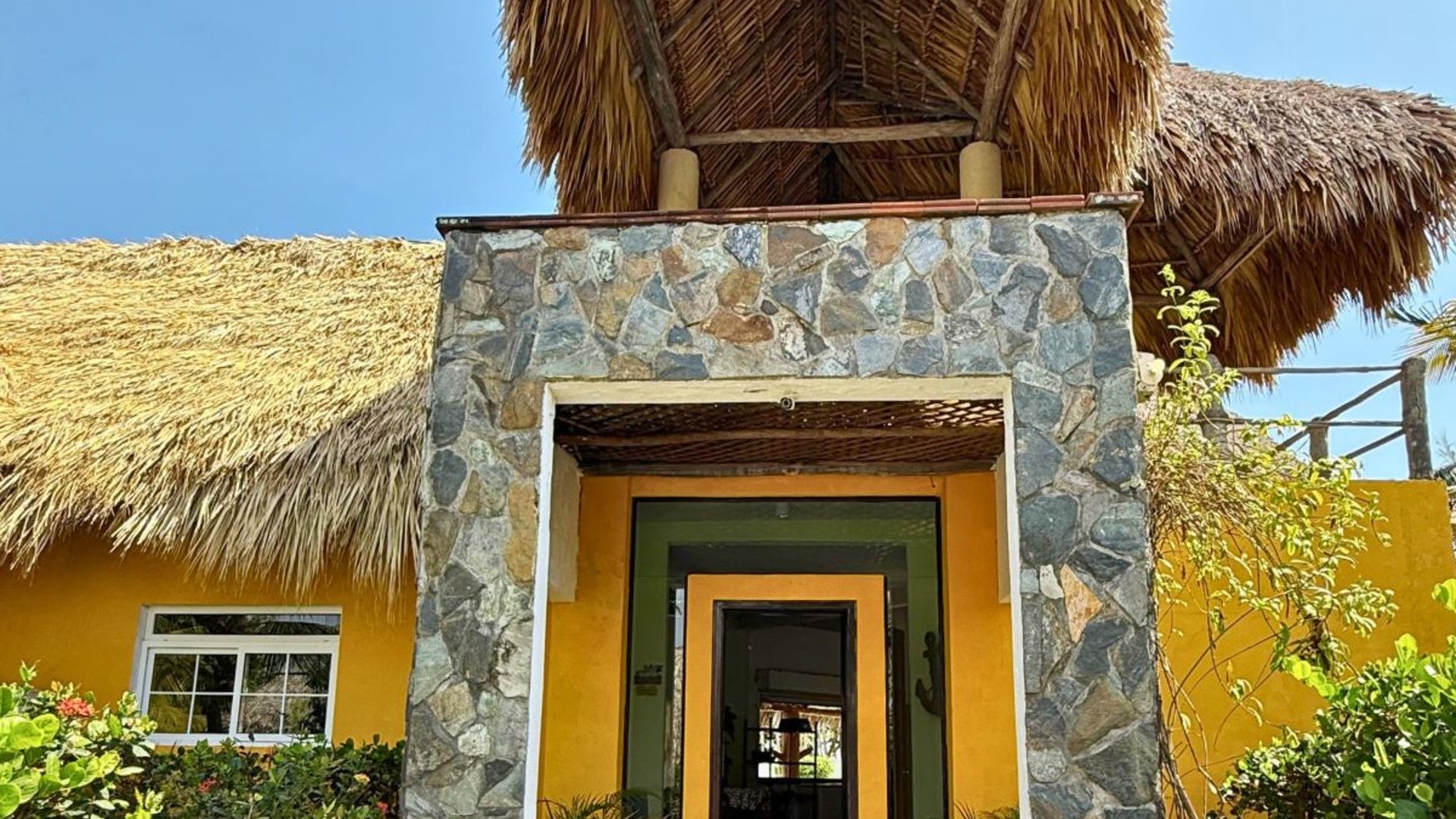 CARRETERA A MONTERRICO EL CEBOLLITO LINDO CASA EN VENTA     - Miniatura 2
