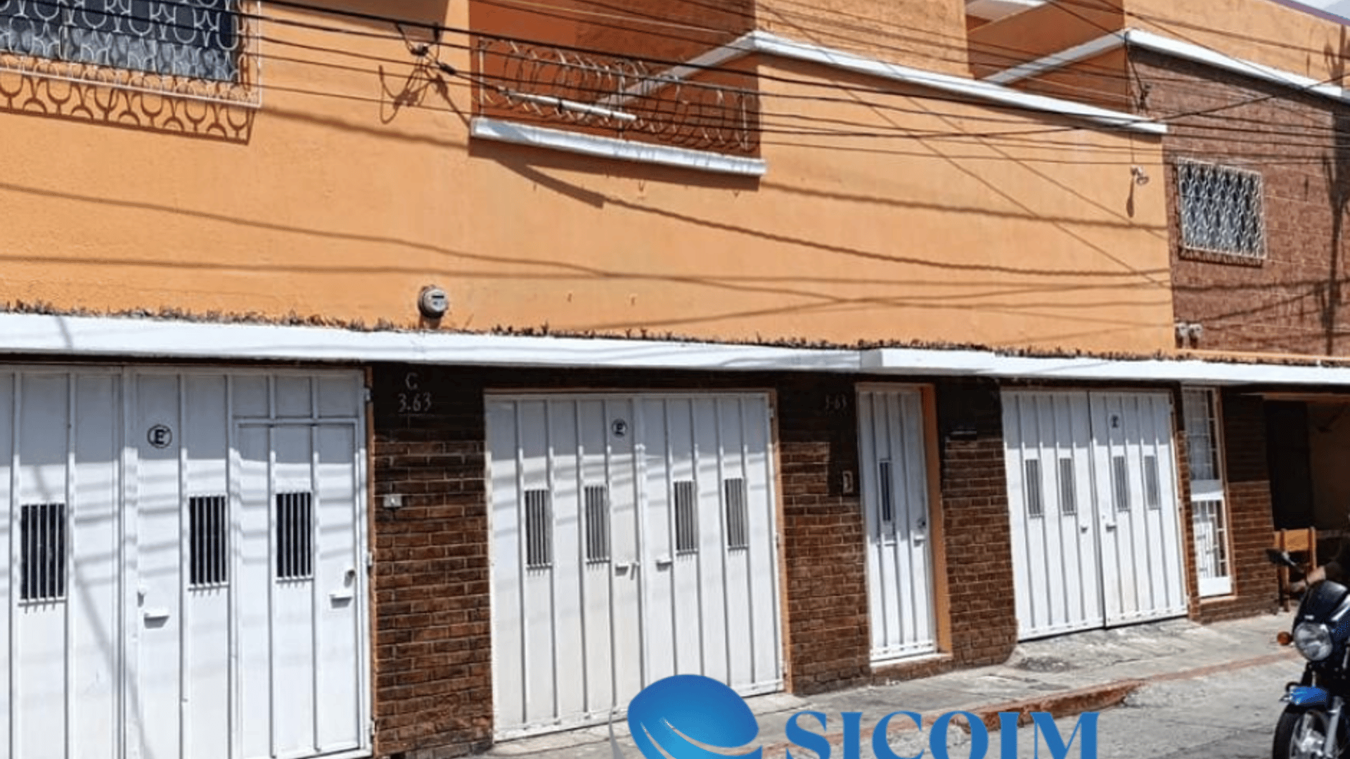 House for Sale in Zona 9, Guatemala City - Miniatura 3