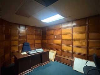 📍 OFICINA EN VENTA – 98 M² + 5 AMBIENTES | EDIFICIO EL PATIO | ZONA 4 - 3