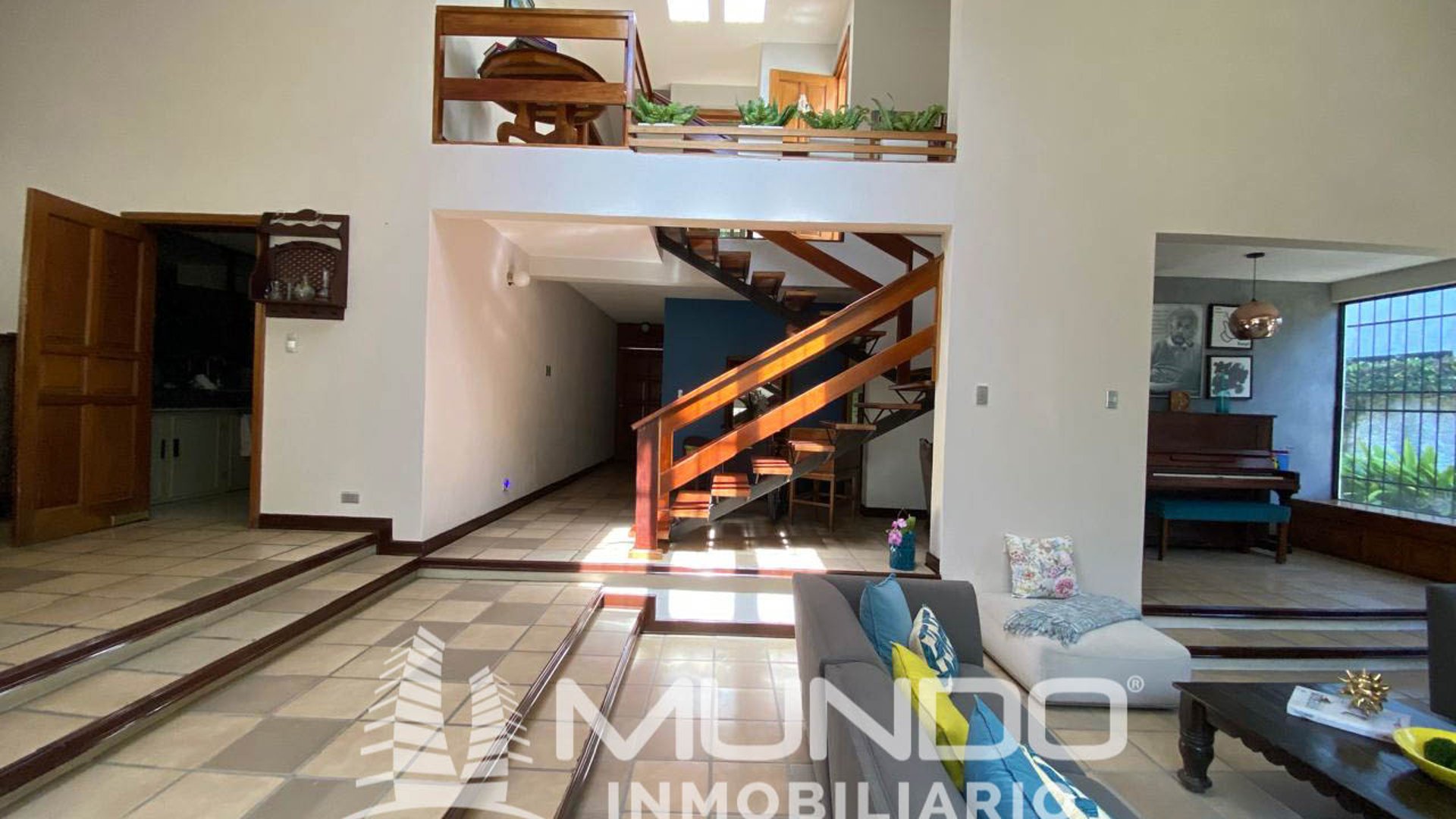 CASA EN RENTA EN CONDOMINIO EN ZONA 16 - Miniatura 4