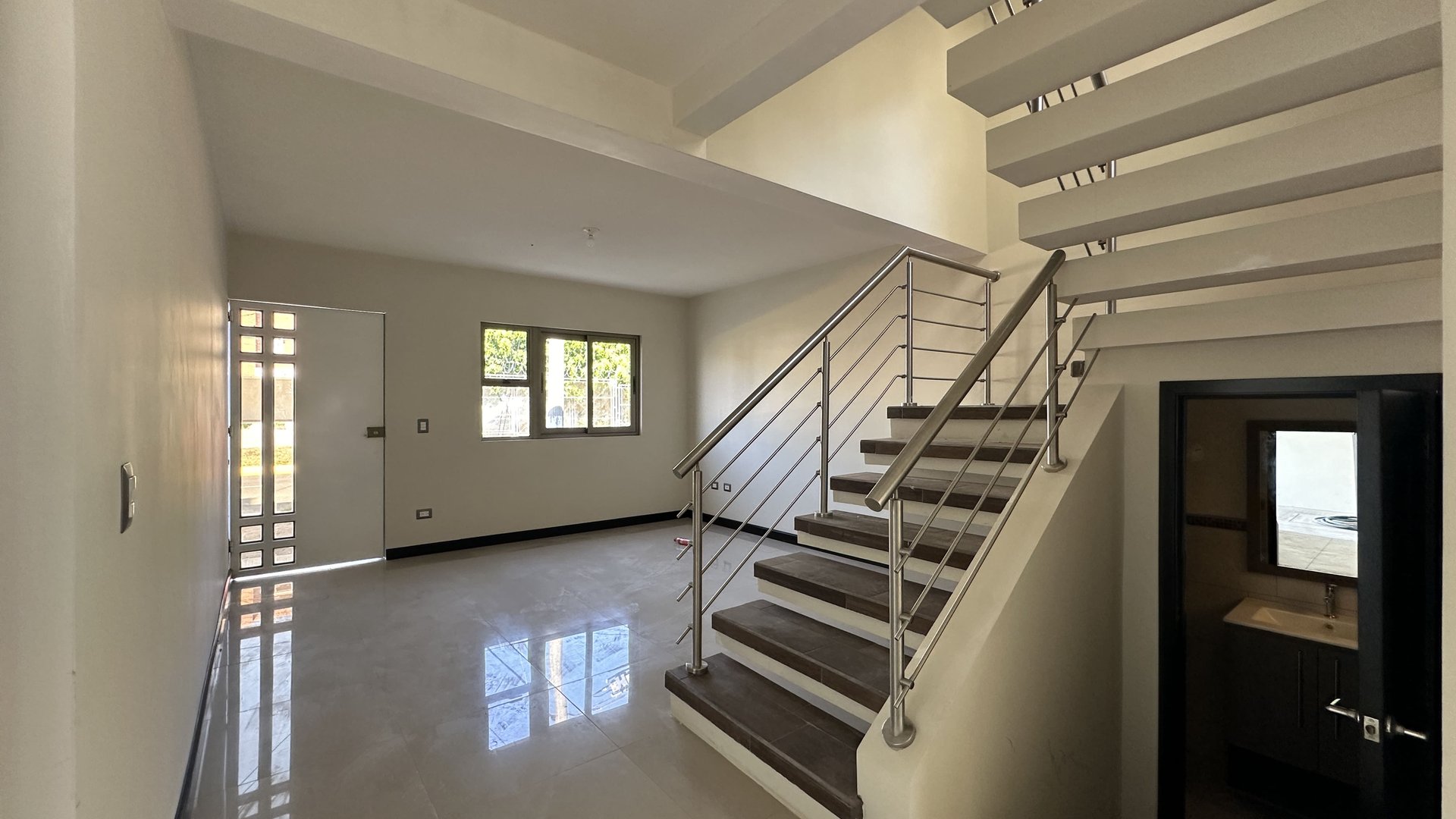 Casas en Venta Hacienda Real, zona 16