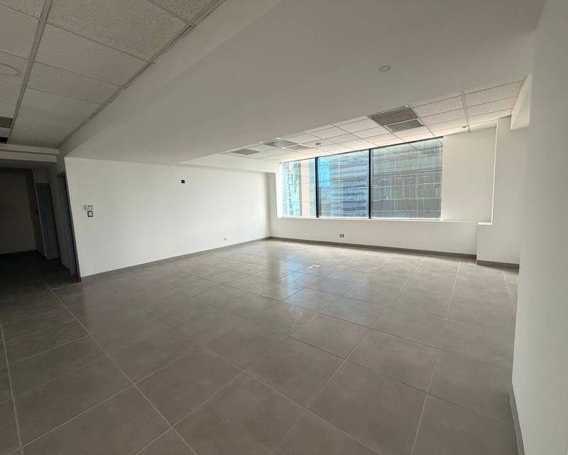 Oficina en Alquiler / Venta Edificio Europlaza, zona 14