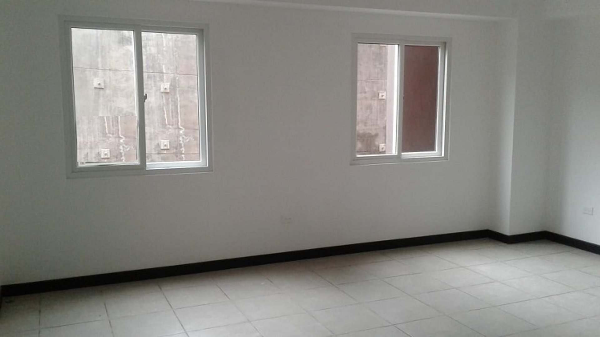Alquilo Apartamento con Terraza en Zona 16 Cañada 16 - Miniatura 8