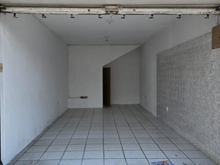 Alquiler de local  en zona 6 A 3 minutos de la Academia de Policía  - 2