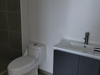 Apartamento en nivel alto en renta de 3 habitaciones en Z7 Ref-5606 - Image 6