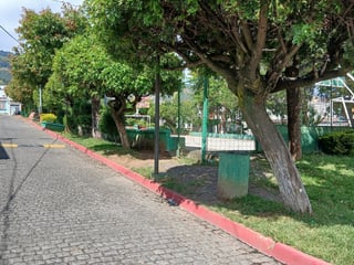 Casa en Venta Planes de Bárcenas Villa Nueva - Image 9