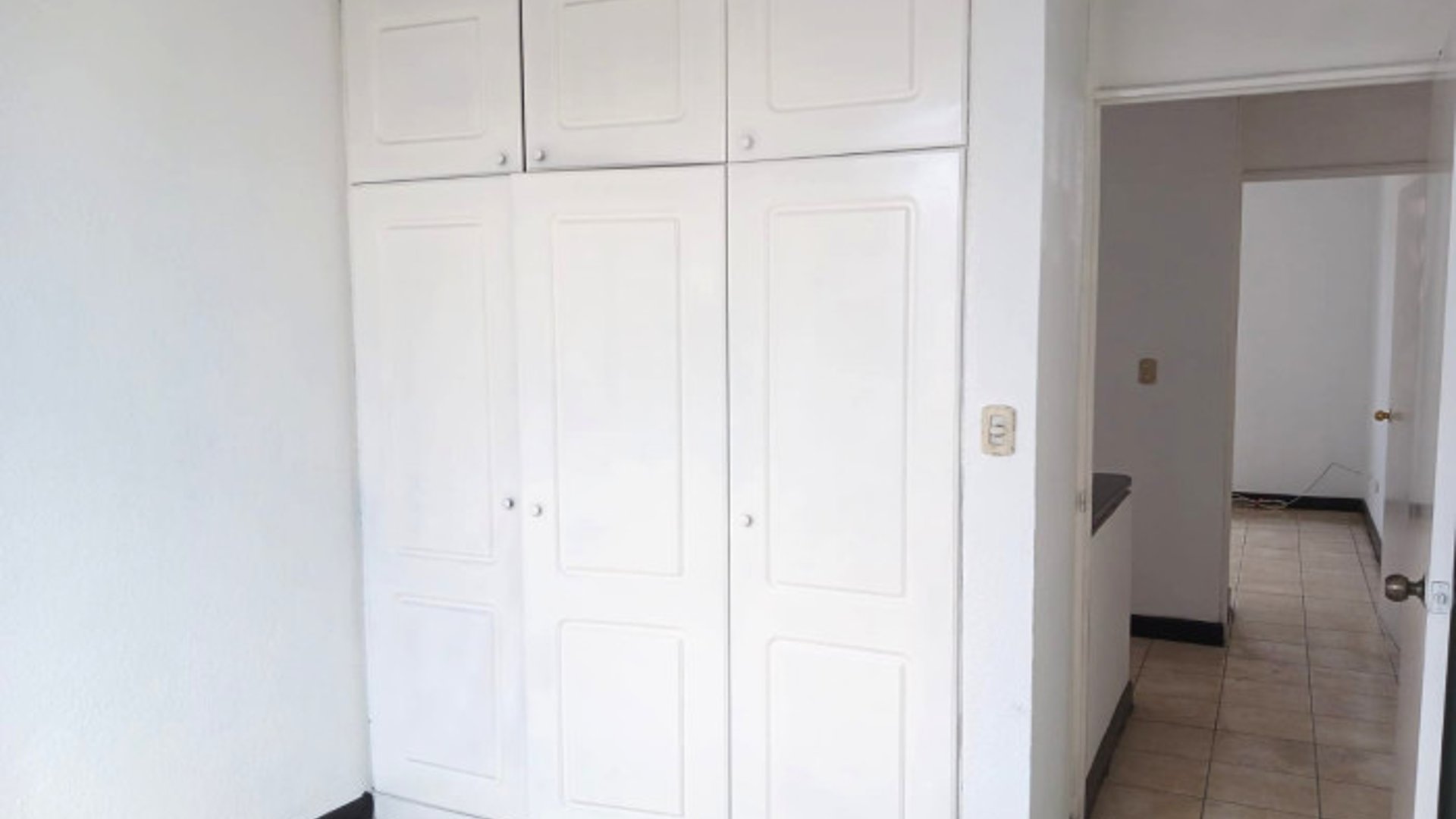 CASA EN VENTA Y RENTA EN SAN MIGUEL PETAPA - Miniatura 7