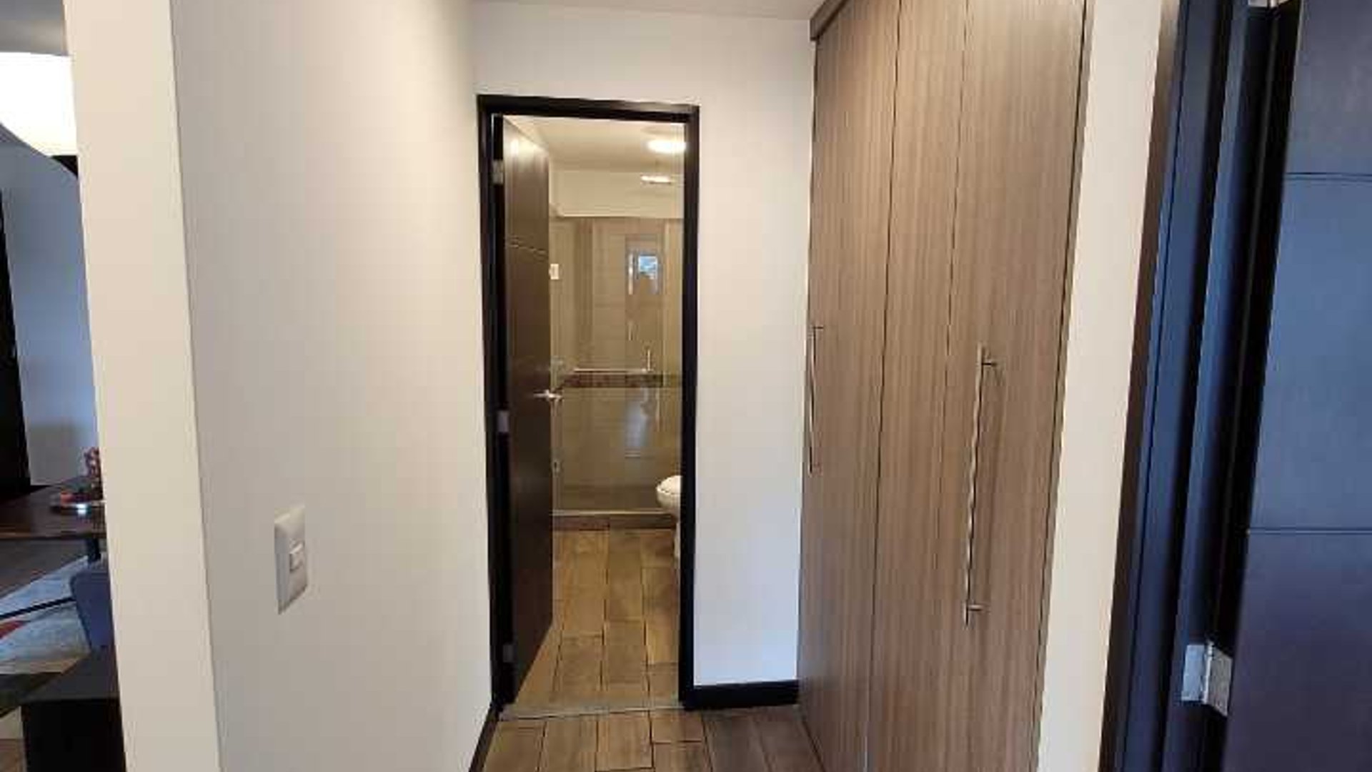 Apartamento en Alquiler  Edificio Verona, zona 10 Guatemala - Miniatura 8