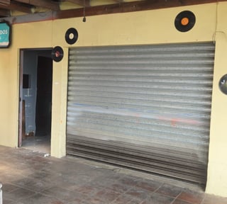 ALQUILER DE CÉNTRICO LOCAL COMERCIAL - LA FLORESTA, ZONA 7