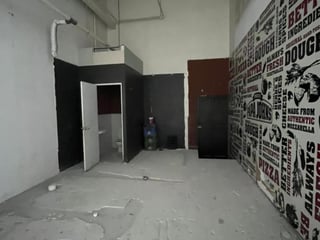 Local Comercial En Renta en Zona 9 - Image 4