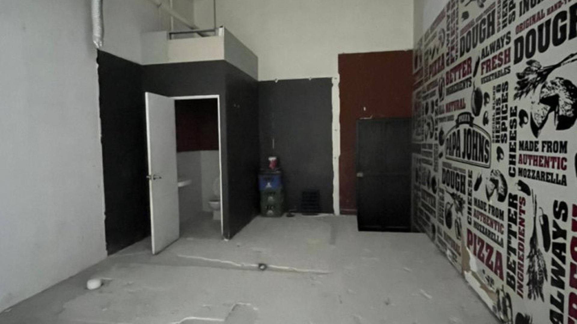 Local Comercial En Renta en Zona 9 - Miniatura 4