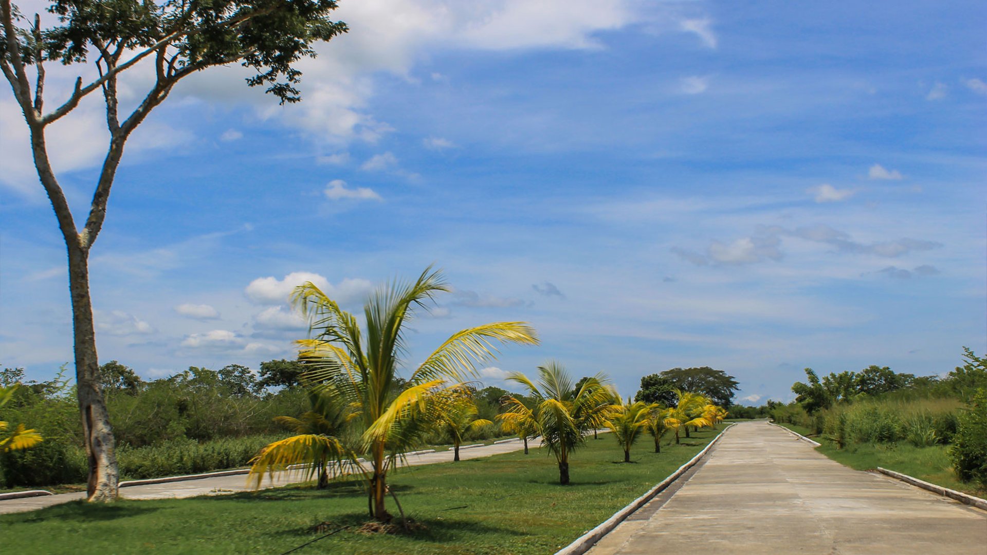 Terreno en Lagunas de Monterrico II - Miniatura 7