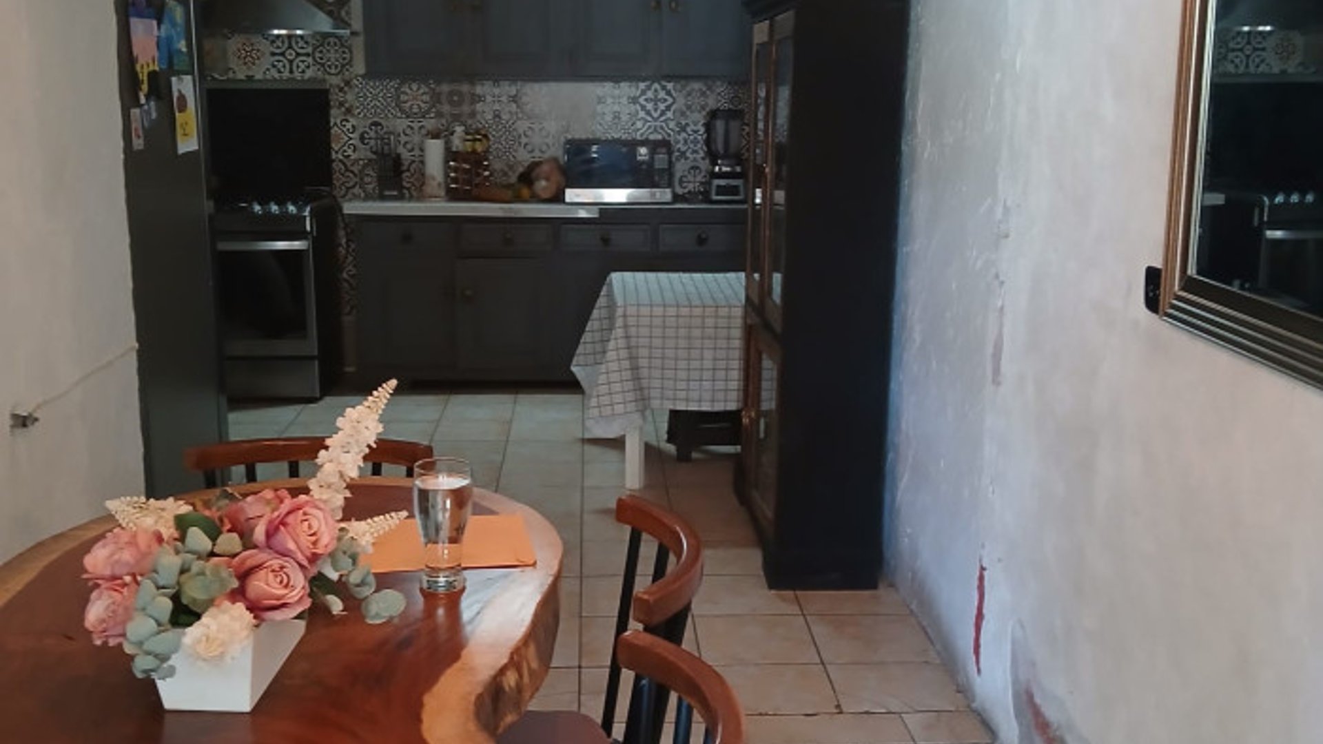 Hermosa Casa en Condominio Residencial a Q625,000 QUETZALES - Miniatura 5