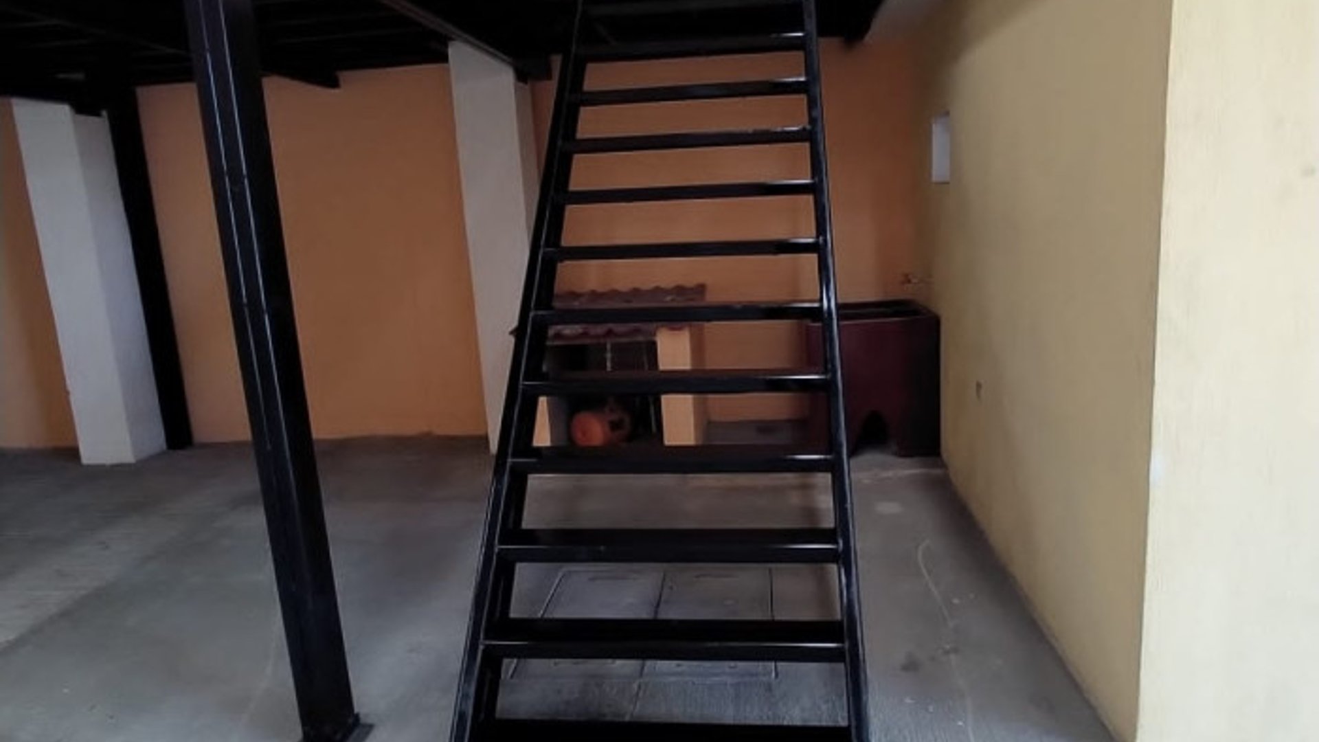 Bodega en Alquiler en el centro de Zacapa - Miniatura 8
