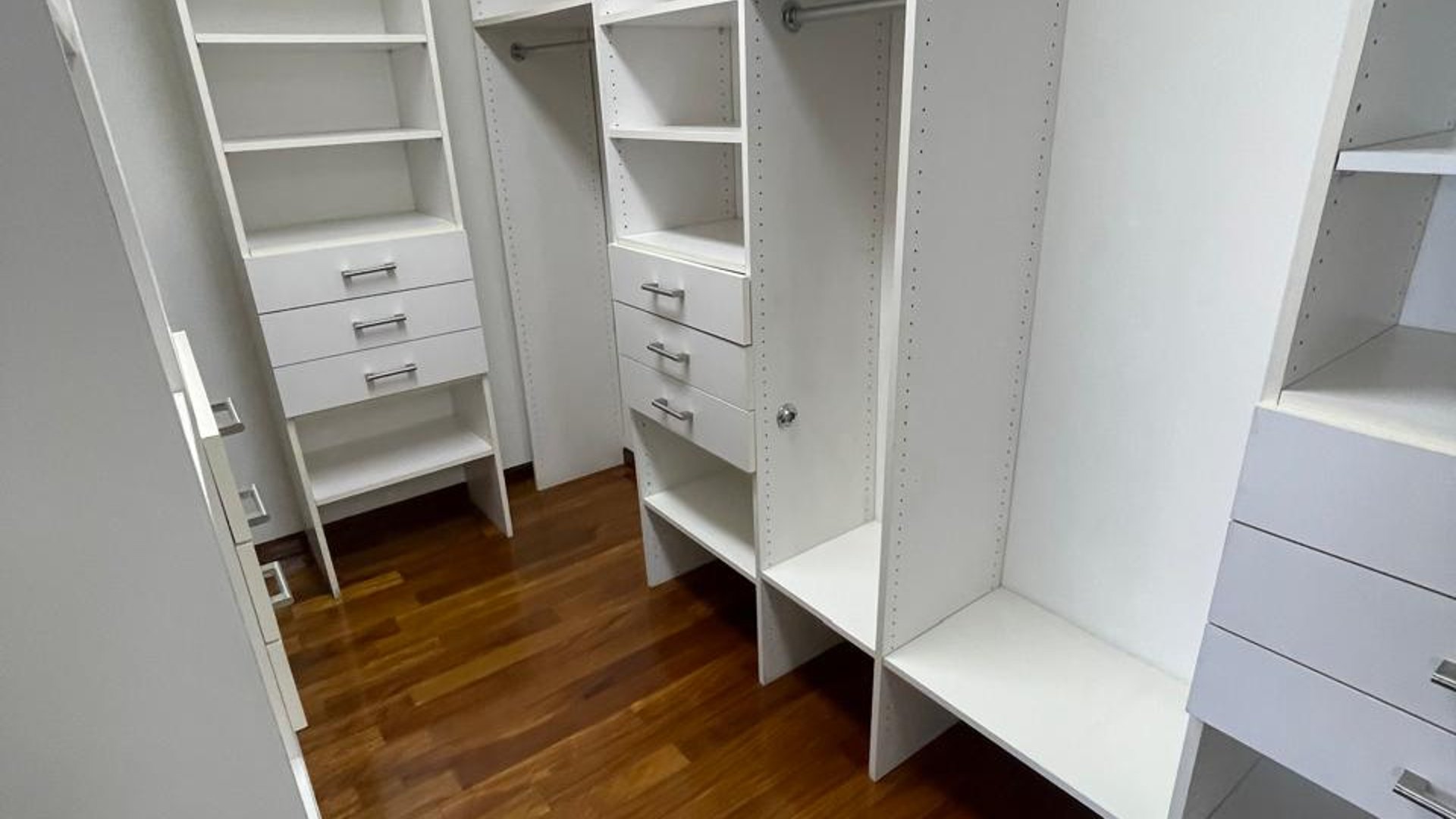 Exclusivo Apartamento de 400 m² en Villa Fontana, Zona 14 - Miniatura 7