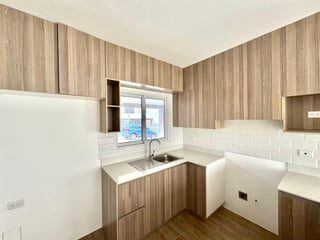 Linda casa en venta para estrenar en Bosques de Santa Elena. - 2