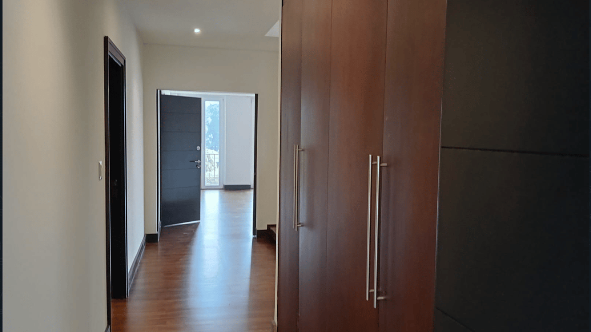 Apartamento en Alquiler | Edificio Quinta Avenida, Zona 14 - Miniatura 6