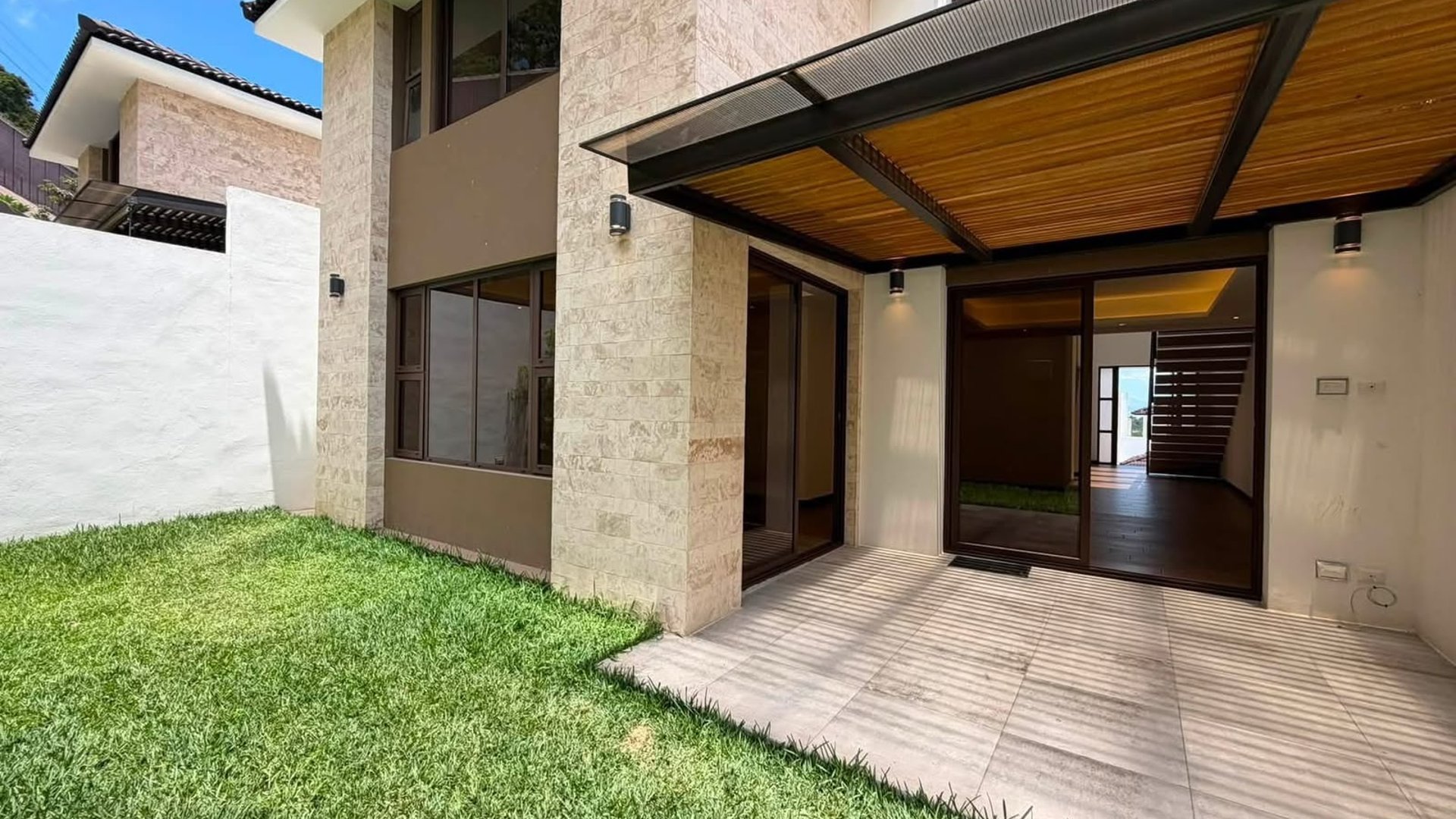 ???? CASA EN RENTA – 4 HAB + JARDÍN Y PÉRGOLA | LA RESERVA II | ZONA 16