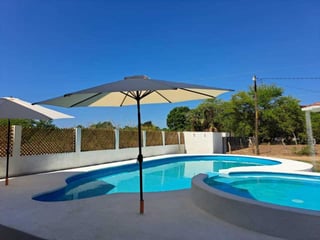 CASA DE PLAYA EN RENTA EN MONTERRICO - Image 2