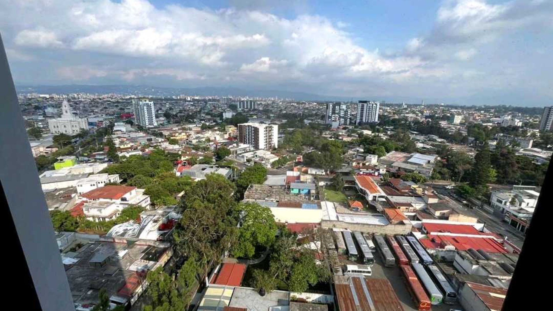 APARTAMENTO EN ALQUILER????Edificio Marabi, Mariscal Zona 11 - Miniatura 6